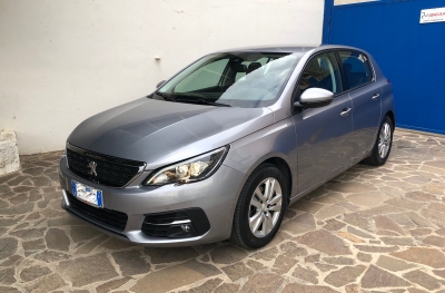 Peugeot 308 BlueHDi 130 S&amp;S EAT8 Active Business - €.22.200