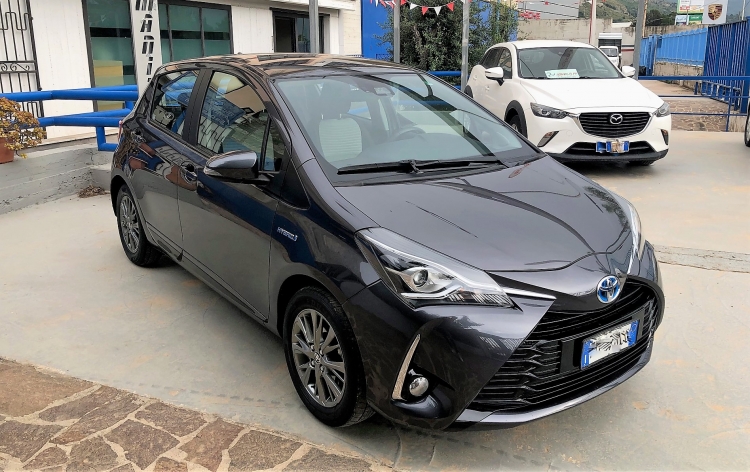 Toyota Yaris 1.5 Hybrid Automatica €.15.450